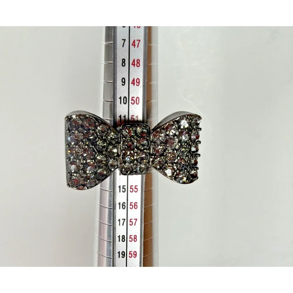 Rhinestone Bow Ring Silver Tone Cocktail Statement Ring Size 6 Gothic Glam Bling